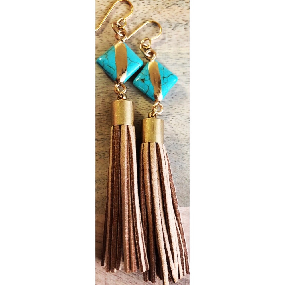 Boho turquoise leather Tassel drop earrings - Picture 4 of 4